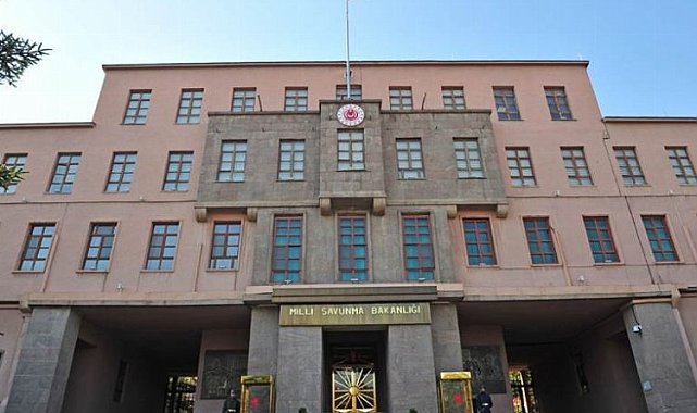 MSB: Bazı birliklerimiz depremden etkilendi