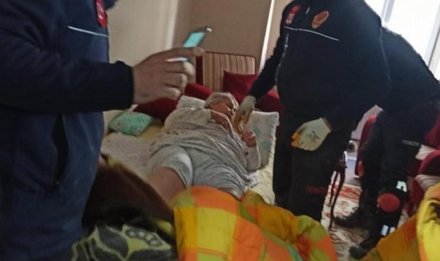 Osmaniye'de NebihaTeyze'nin yardımına Manisa İtfaiyesi yetişti