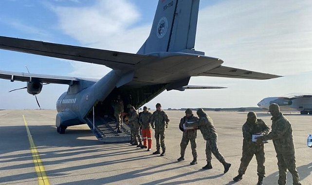 TSK tüm unsurlarını deprem bölgesine sevk ediyor