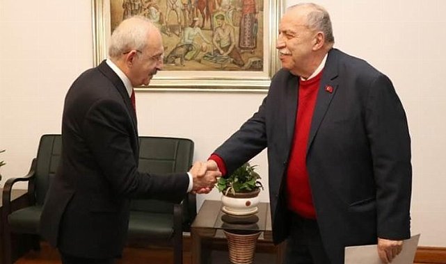 Yaşar Okuyan CHP'den ihraç edildi!