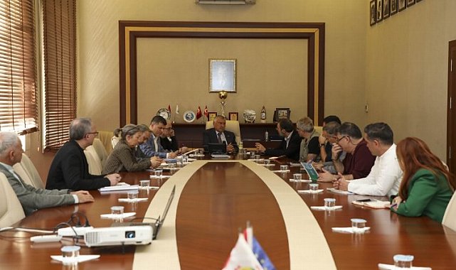 Adana bilim adamlarıyla masaya yatırıldı
