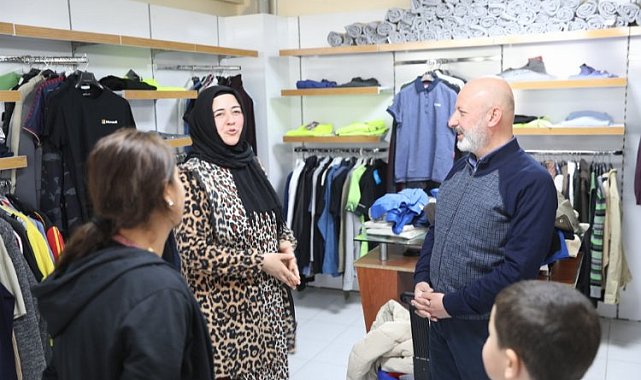 Ahmet Çolakbayrakdar'a Sosyal Market teşekkürü