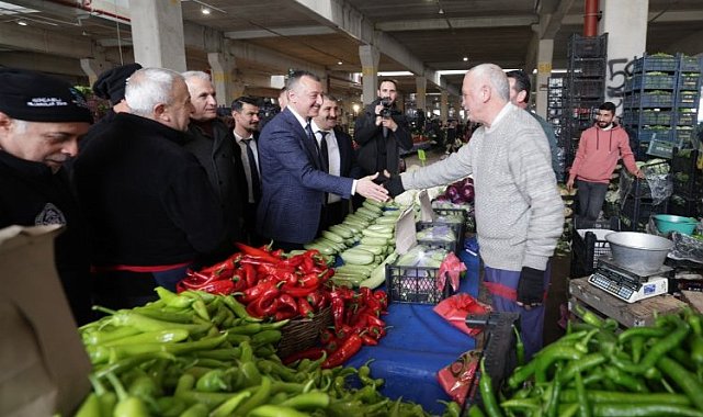 Başkan Büyükakın'dan 'Perşembe Pazarı' turu