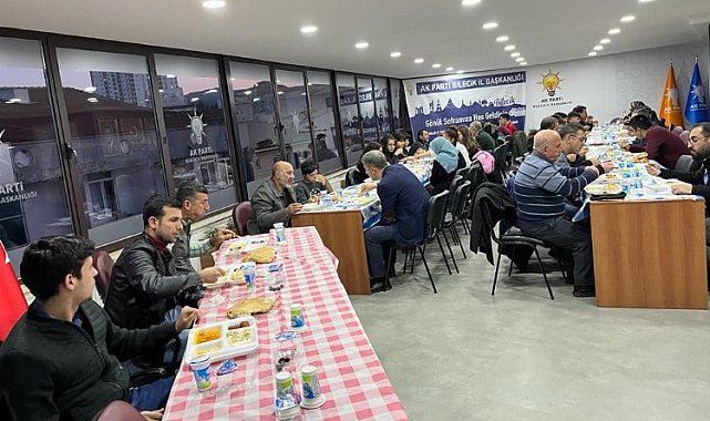 Bilecik'te iftar sofrası depremzede vatandaşlar için kuruldu