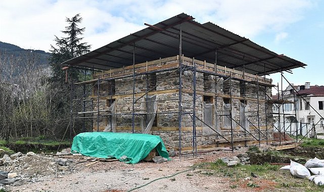 Bursa Hisar'da tarihi mescid gün yüzüne çıkıyor