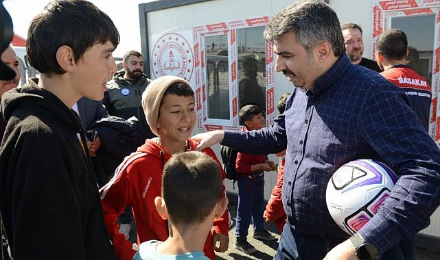 Bursa Yıldırım'dan afet bölgelerine yakın mercek