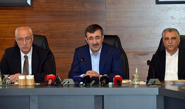 Cevdet Yılmaz'dan konteyner açıklaması