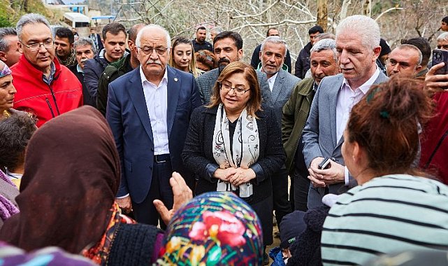 Gaziantep'ten İslahiye'ye 'çilek üretimi'ne destek