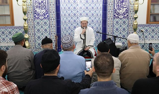 Hafız Osman Bostancı'dan İnegöl'de teravih buluşması
