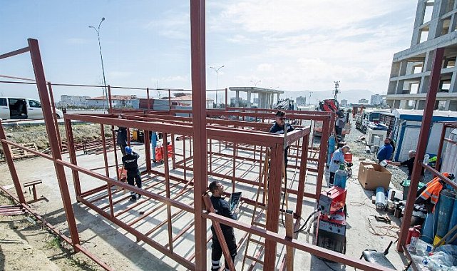 Hatay'da 200 aileyi barındıracak konteyner