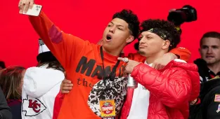 Jackson Mahomes 'under investigation for forcibly kissing 40-year-old'