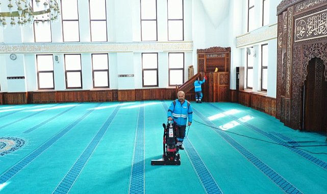 Kayseri Kocasinan'da camiler gül kokuyor