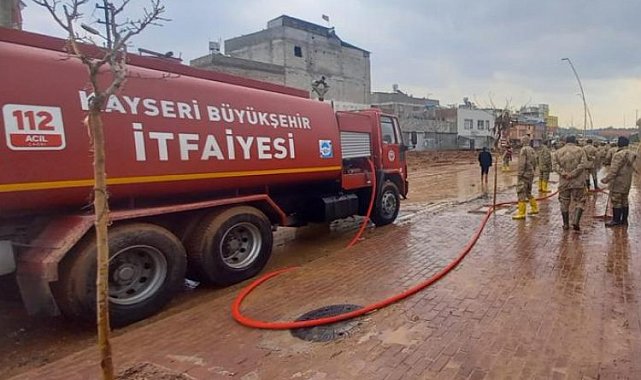 Kayseri selin de yaralarını sarıyor