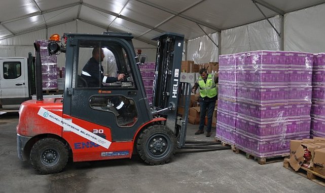 Kocaeli, Hatay Defne'de canla başla çalışıyor