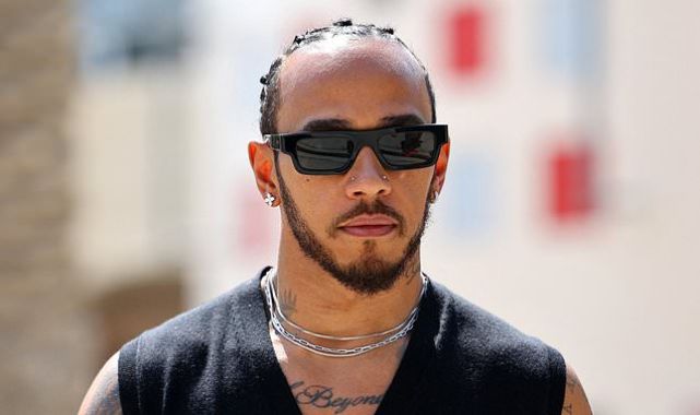 Lewis Hamilton granted exemption from F1's jewellery ban in Bahrain