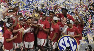 March Madness: Alabama earns No. 1 overall seed amid turbulent season