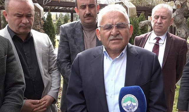 Memduh Büyükkılıç'tan taziye ziyareti
