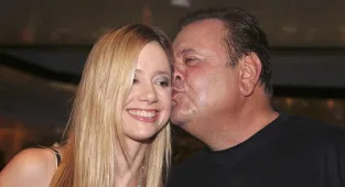 Oscar winner Mira Sorvino 'hurt' her father left out of In Memoriam segment