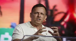 Silicon Valley Bank halts trading pending an announcement