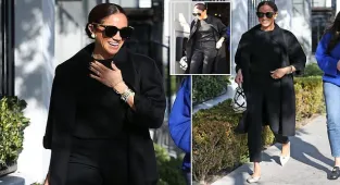 Smiling Meghan Markle enjoys brunch with friends in Hollywood