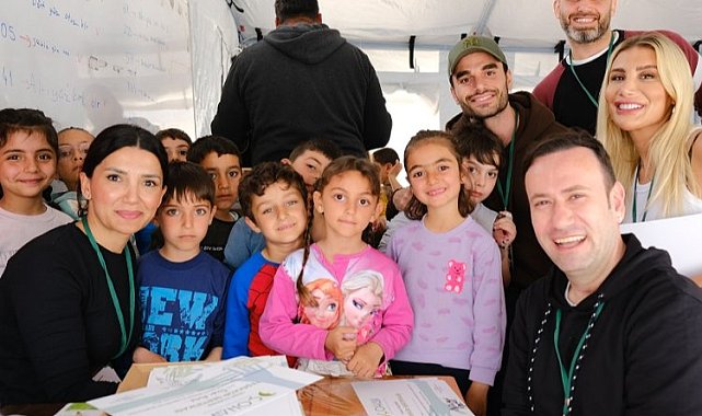 Ünlülerden Hatay'da çocuklara moral