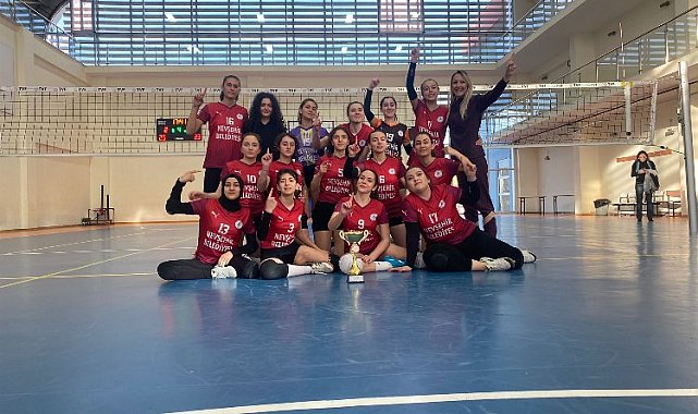 Voleybolda Nevşehir Belediyesi rüzgarı