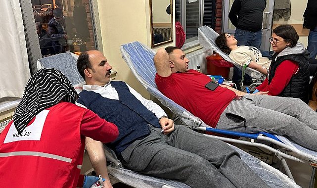 Başkan Altay herkesi kan bağışı yapmaya davet etti