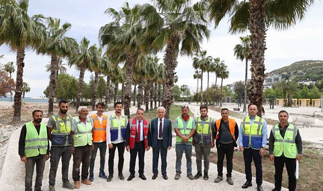 Finike Cumhuriyet Meydanı Projesi'nde sona yaklaşıldı