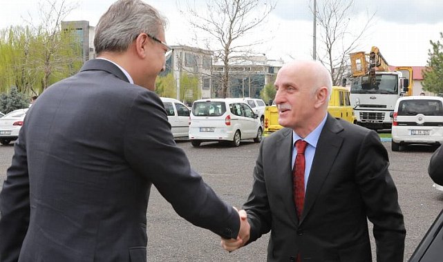 İçişleri Bakan Yardımcısı Erdil, Bingöl'de