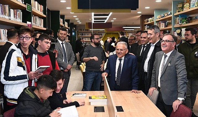 Kayseri Büyükşehir'den kütüphanesine "10 Numara" ilgi
