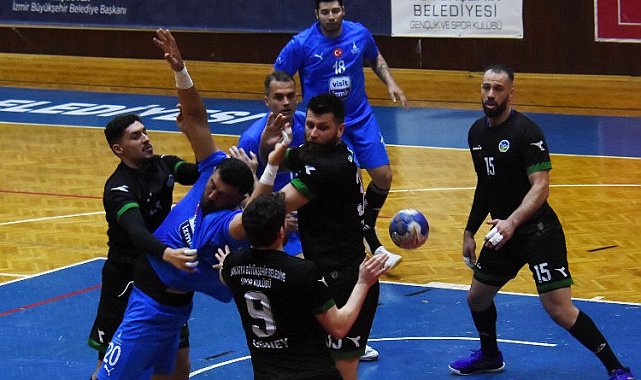 Sakaryalı hentbolcular İzmir'den galibiyetle dönüyor