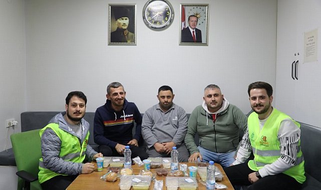 Taksici esnafının iftar yemeği Büyükşehir'den