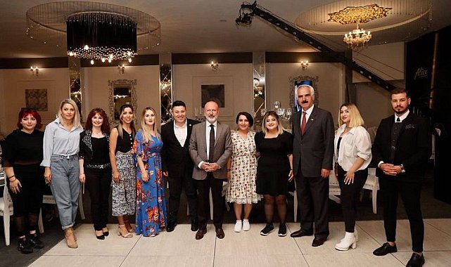Ahmet Çolakbayrakdar berber ve kuaförlerle buluştu