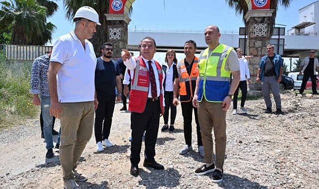 Başkan Böcek Cırnık Köprüsü'nde çalışmaları inceledi