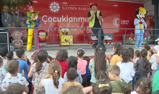 İskenderunlu afetzede çocuklar 'İletişim'le sevindi