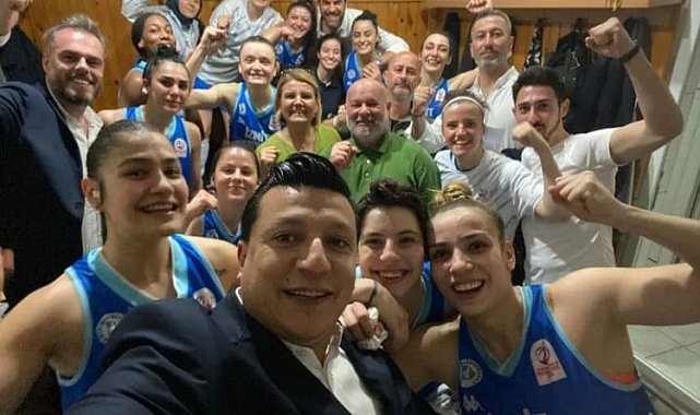 İzmitli Periler Süper Lig'e bir adım daha yaklaştı