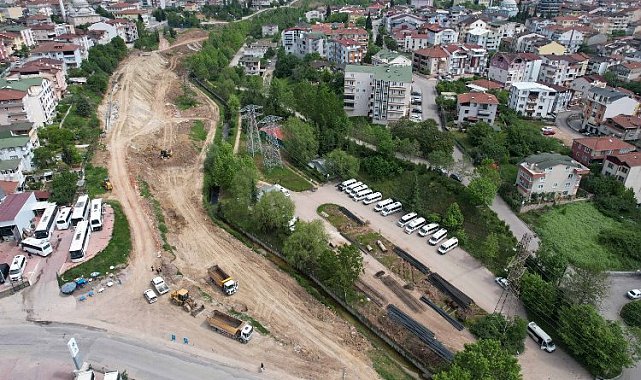 Körfez Kaşkaldere'de kavşak ve bağlantı yolları yapılıyor