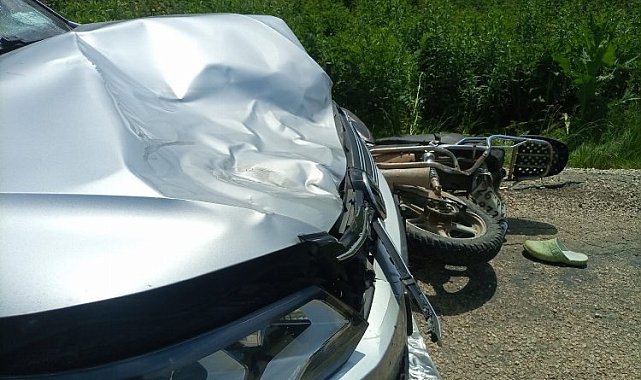 Bilecik Pazaryeri'nde trafik kazası: 3 yaralı