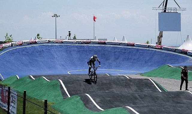 BMX Dünya Kupası sporcularından Sakarya'ya övgü