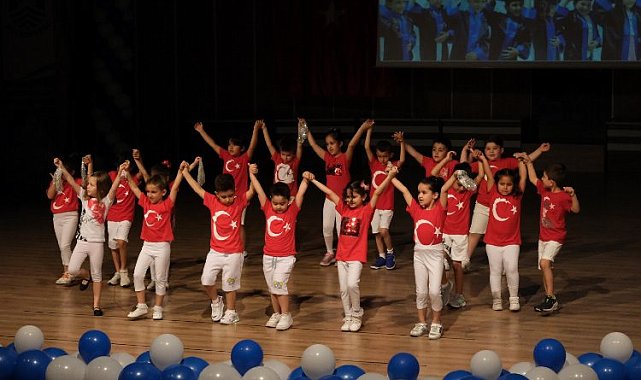Bodrum Belediyesi'nin anaokulunda mezuniyet sevinci