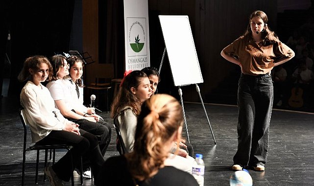 Bursa'da geleceğin sanatçıları 'Bilgi Evleri'nde yetişiyor