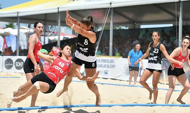 EHF Plaj Hentbolu ebt finalleri Konyaaltı'nda