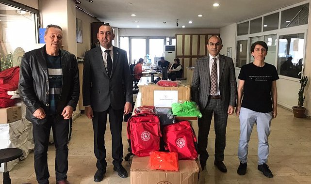 Gençlik ve Spor Bakanlığı'ndan 10 kulübe spor malzemesi yardımı
