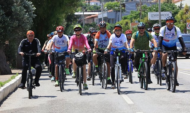 Güzelbahçe'de 'Temiz Çevre' için pedal çevirdiler