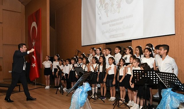 Karabağlar'da Çocuk Korosu'ndan ilk konser