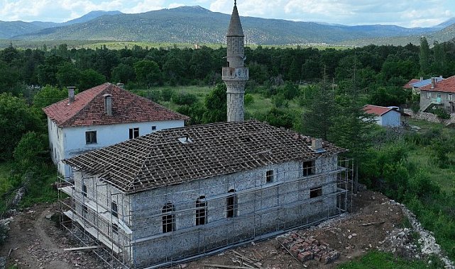Konya 120 yıllık camiyi restore ediyor
