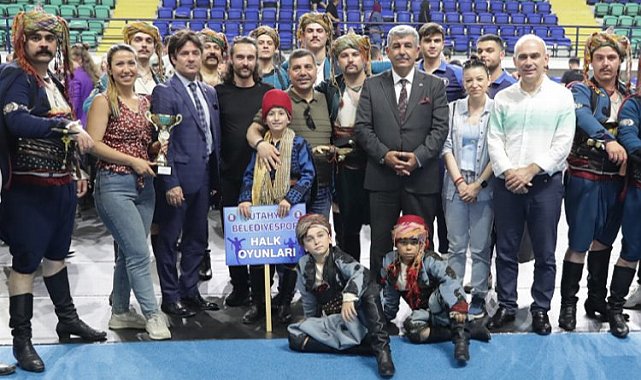 Kütahya Belediyespor Halk Oyunları'nda il birincisi oldu