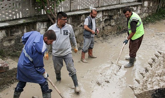 Kütahya'da sağanak sonrası yerinde inceleme
