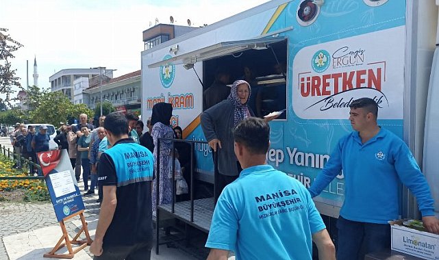 Manisa Salihli'de şehitler için pilav hayrı