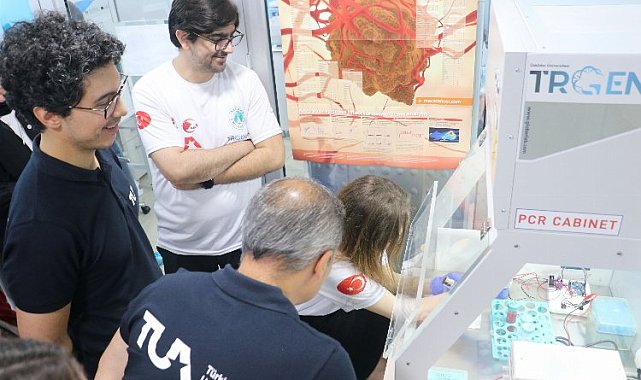 Türkiye'nin ilk uzay yolcuları Üsküdar Üniversitesi'nde